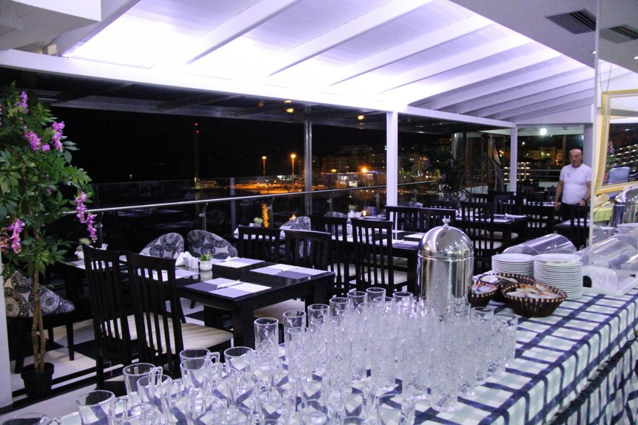 Republika Hotel Sarande Luaran gambar