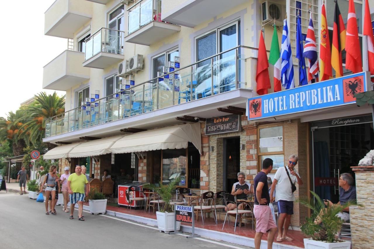 Republika Hotel Sarande Luaran gambar