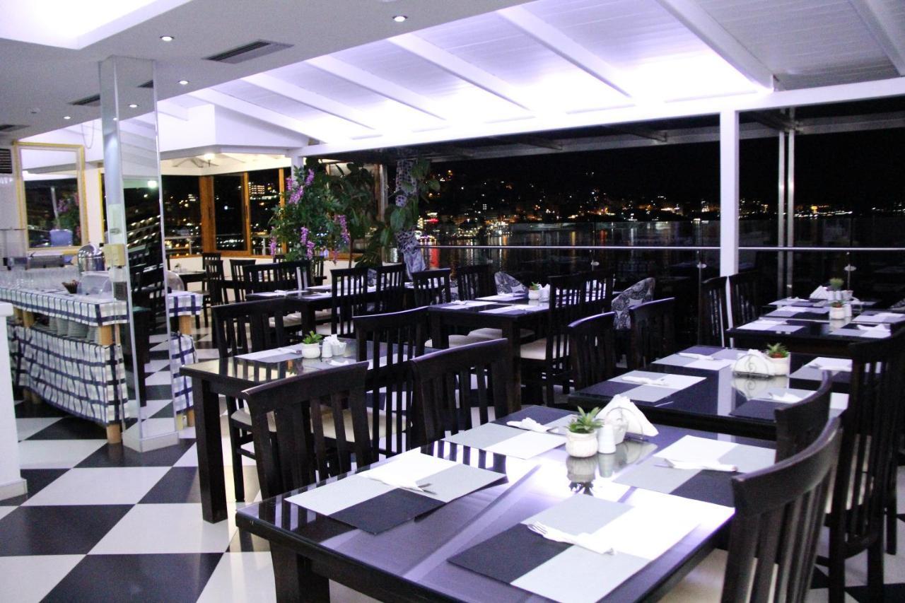 Republika Hotel Sarande Luaran gambar