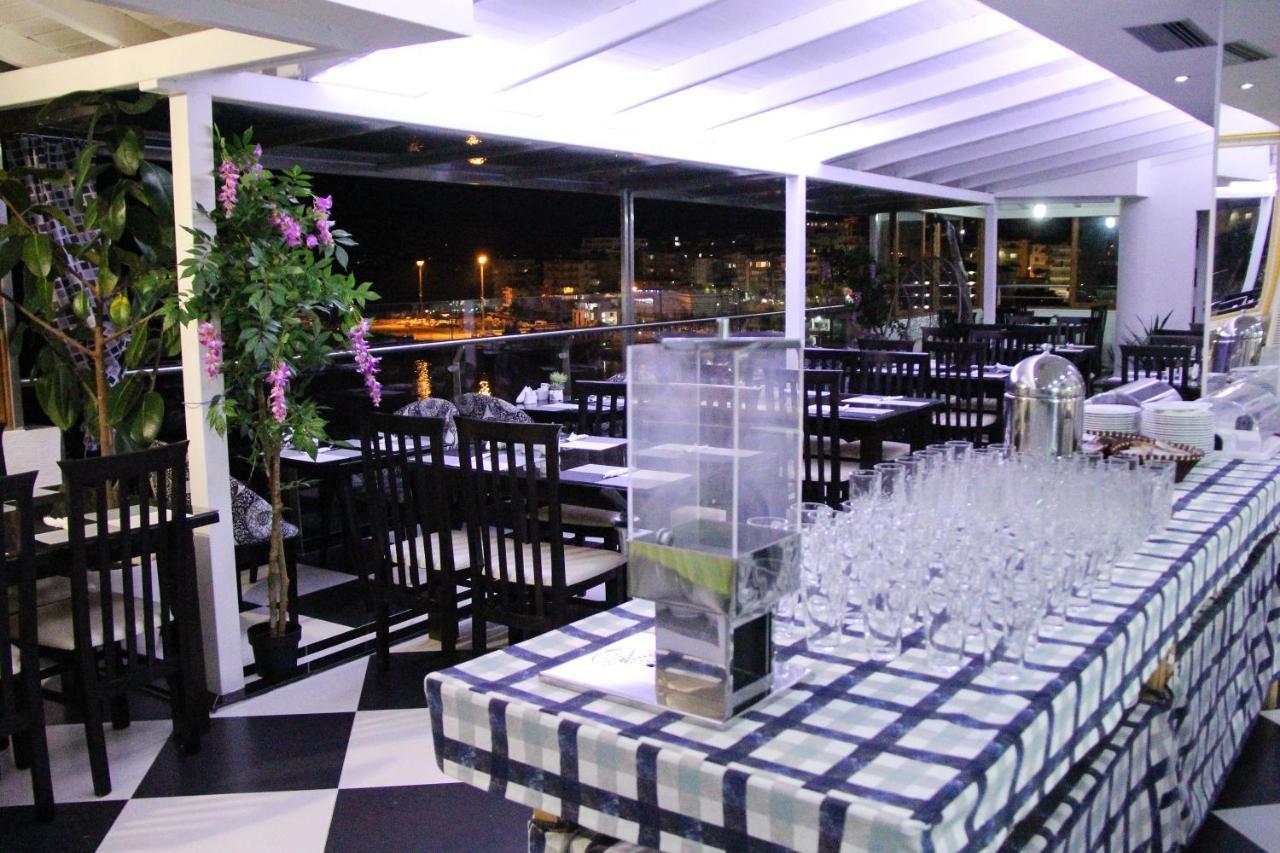 Republika Hotel Sarande Luaran gambar