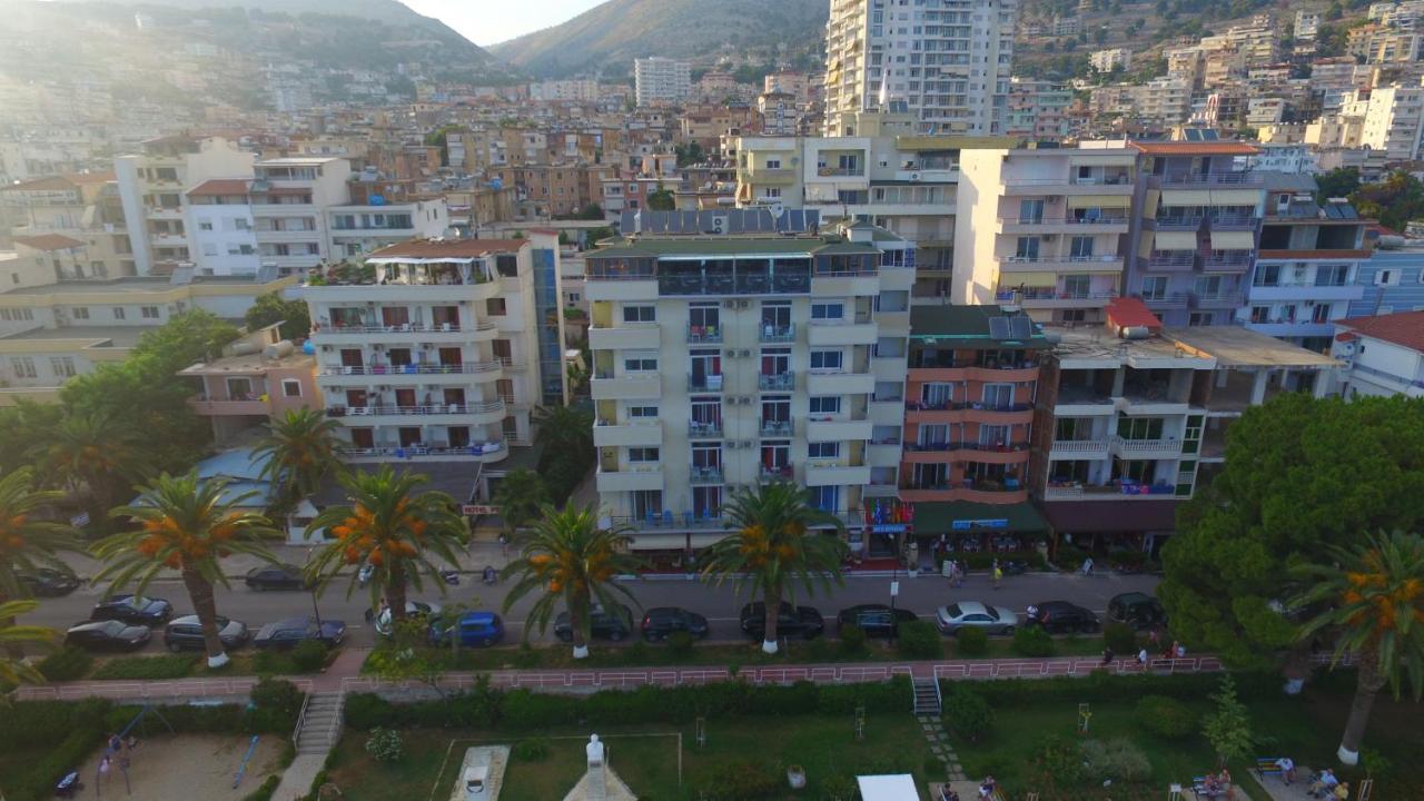 Republika Hotel Sarande Luaran gambar
