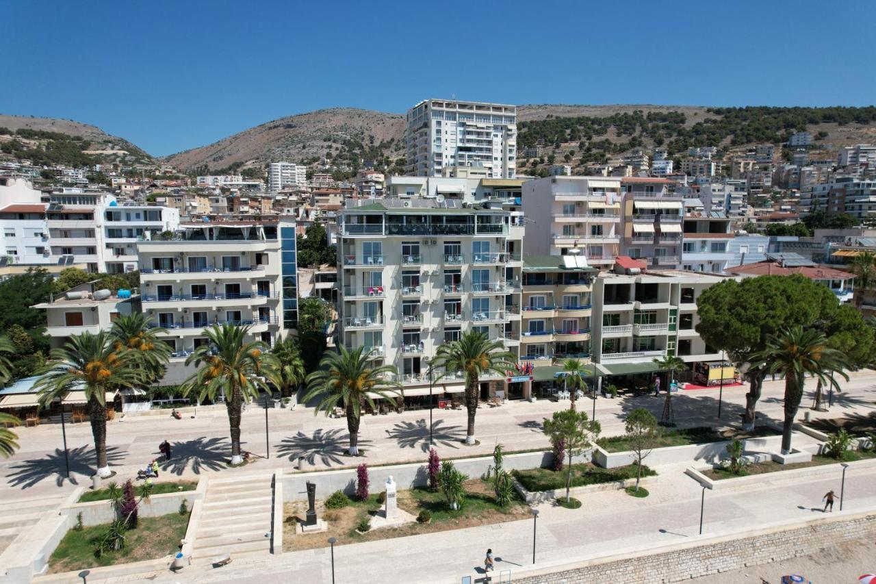 Republika Hotel Sarande Luaran gambar