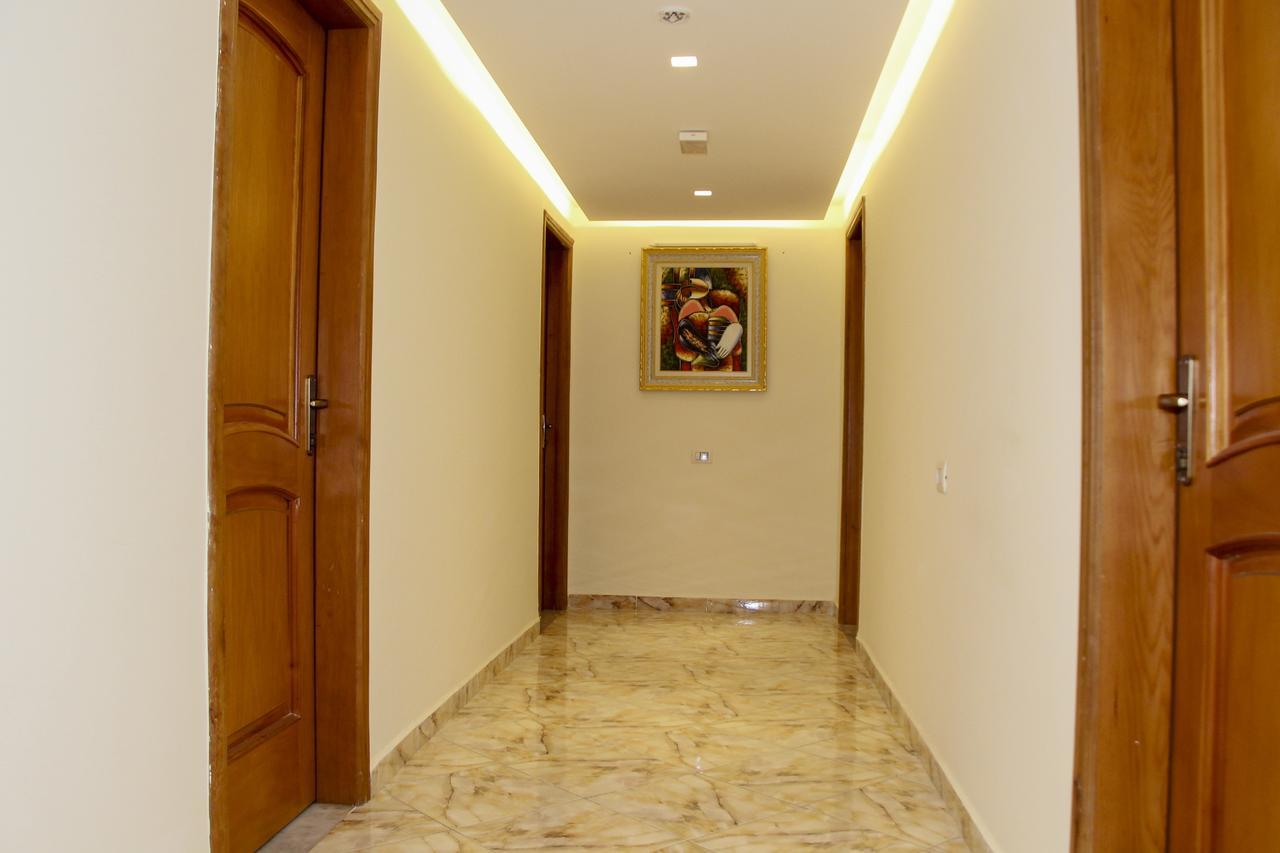 Republika Hotel Sarande Luaran gambar